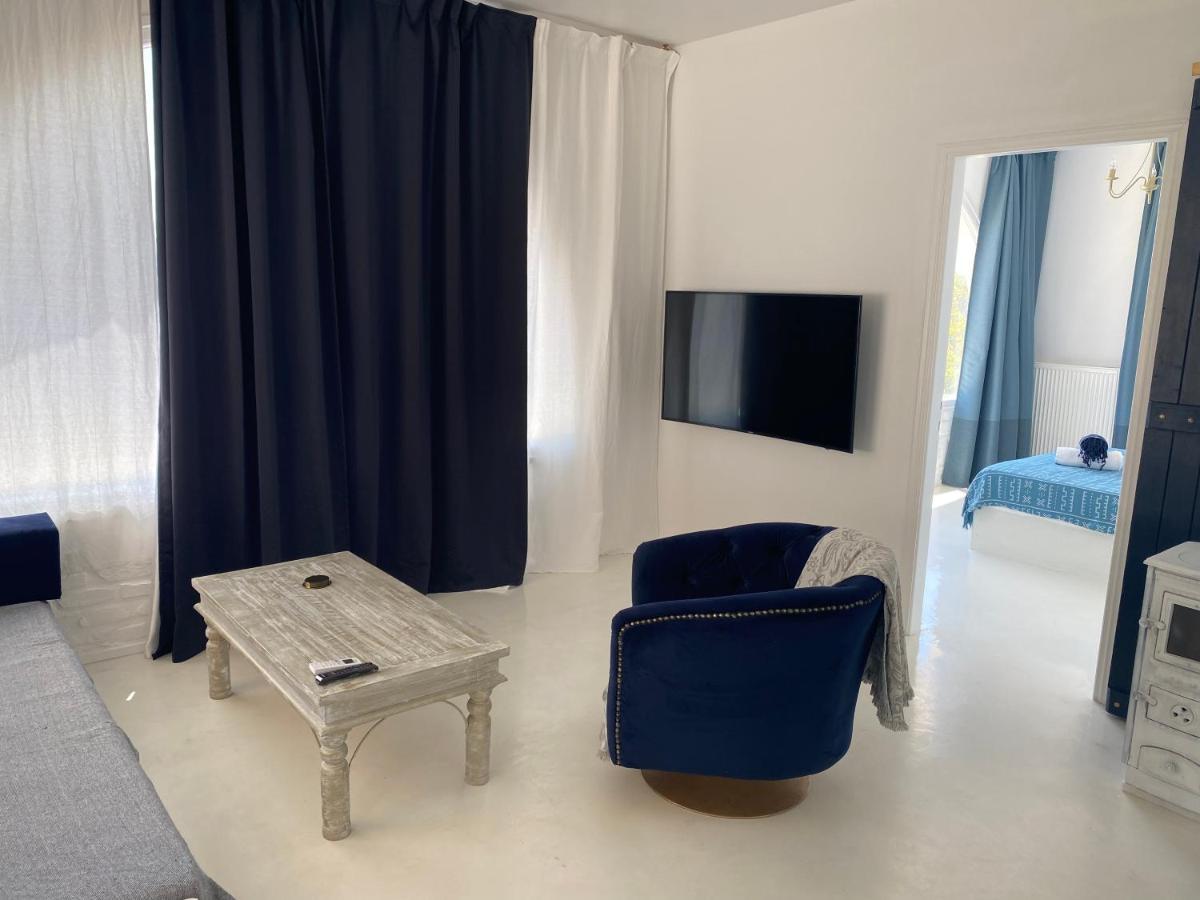 Krios Luxury Suites Krotiri Ngoại thất bức ảnh